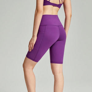 Pantalones cortos de yoga para mujer personalizados con estampado y bordado Pantalones cortos de entrenamiento de cintura alta Pantalones cortos de gimnasio elásticos transpirables - Product Image 2