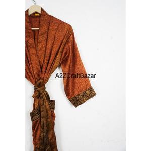 Bata Kimono de Seda 100% de Alta Calidad con Cuello en V, Larga, con Parches, Cierre con Cordón, para Primavera/Verano/Invierno, Ropa de Estar Suave y Lujosa - Product Image 3