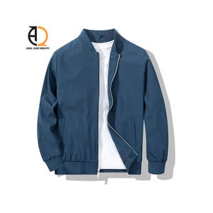OEM ODM chaqueta de bombardero cortavientos de poliéster y vuelo impermeable con cremallera Casual chaqueta de bombardero impermeable para los hombres - Product Image 2
