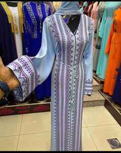 2024 Dubai hermosa ropa islámica tradicional negra para adultos trabajo manual Kaftan Abaya para mujeres - Product Image 1