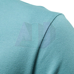 Nouveau T-shirt classique en maille unie pour homme à manches courtes, en tissu doux et respirant, pour un confort quotidien et un look streetwear. - Product Image 6