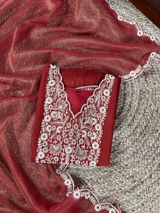 ชุดเซ็ตเสื้อผ้าสไตล์ตะวันตกแบบเย็บสำเร็จสำหรับขายส่ง - Product Image 3