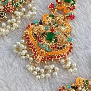 Delicado Juego de Collar Navratna Kundan Tradicional Indio para Novia, Joyería Artificial, Joyería de Moda Nupcial - Product Image 5