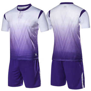 Maillot de football pour hommes de qualité du fabricant avec logo personnalisé Uniforme de vêtements de sport de couleur unie avec design personnalisé Nom de l'équipe du club - Product Image 4