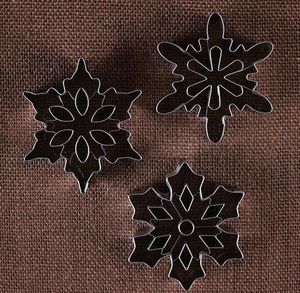 Metal <b>cookie</b> shape cutter for crafting detailed <b>cookie</b> shapes suitable for creative festive baking - Product Image 6