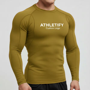 Maillot de bain de compression à séchage rapide pour homme Rashguard athlétique Logo personnalisé Vêtements de sport confortables pour la salle de sport et l'entraînement. - Product Image 1