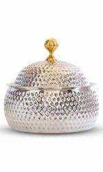 Casserole en acier inoxydable de haute qualité avec un extérieur résistant à la chaleur et un design élégant pour les cuisines modernes et traditionnelles - Product Image 5