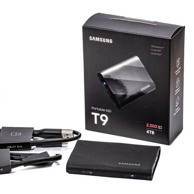 MU-PG2T0B Samsung Portable SSD T9 USB 3.2 Gen2x2 2TB