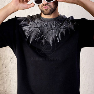 Les adultes portent un T-shirt 100% coton à séchage rapide, respirant et écologique avec broderie et conception personnalisée Service OEM pour hommes - Product Image 2