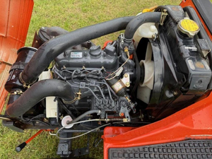 Mini cultivadora diésel de 25 HP de alta potencia, cortacésped de 2 tiempos eficiente para agricultura, cortacésped Kubota G1900 HST con asiento. - Product Image 5