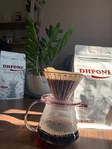 ผู้ผลิตเวียดนามจำหน่ายกาแฟบดผสม โรบัสต้า 80% - อาราบิก้า 20% บรรจุ 250 กรัม/500 กรัม ถุงซิปล็อค รับผลิตแบบ OEM/ODM แบรนด์ส่วนตัว - Product Image 1
