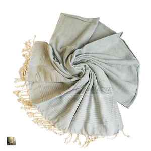 Serviette de plage ultra pelucheuse douce au toucher, mélange de coton et bambou, finition légère et résistante au sable, séchage rapide, ultra absorbante - Product Image 2