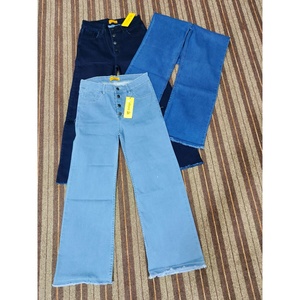 Vaqueros de mezclilla de cintura alta para mujer Lollypop, pantalones de pierna ancha con botones decorativos, lavables, transpirables, con estampado animal, estilo acampanado y corte lápiz. - Product Image 2