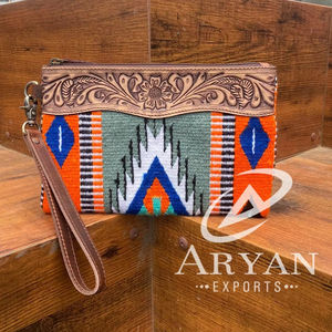 ทําด้วยมือหลายอานผ้าห่มกระเป๋าหนังWesternสไตล์ของแท้หนังคล้องมือคลัทช์กระเป๋าสตางค์หรูหราของขวัญสําหรับเธอ - Product Image 1