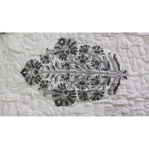 Edredón Tradicional de Algodón con Estampado a Mano para Cama Queen Size, Uso de Verano, Hecho a Mano, Patrón Kantha, Detalles Florales de Patchwork, Ligero - Product Image 2