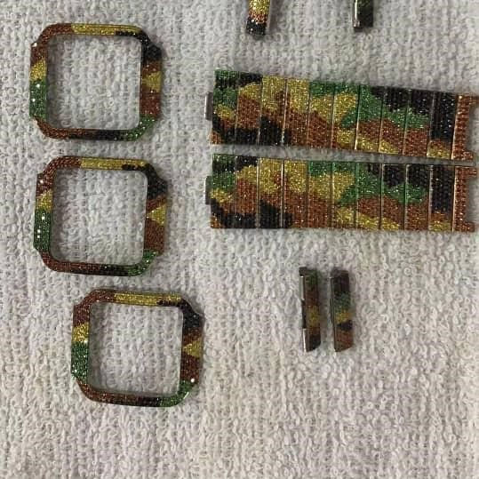 วงดนตรีที่กำหนดเอง1