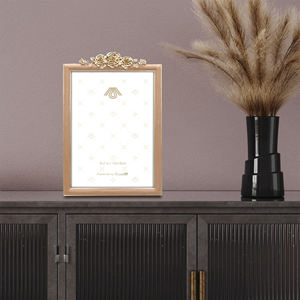 กรอบรูปสี่เหลี่ยมผืนผ้าสีชมพูทำจากโลหะผสมสังกะสี ขนาด 5x7 นิ้ว ลายดอกกุหลาบ ดีไซน์หรูหรา เหมาะสำหรับเป็นของขวัญในวันหยุดและวันครบรอบ - Product Image 6