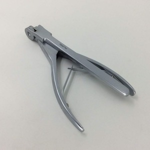 Kirschner Wire Bender Instrument orthopédique manuel en acier inoxydable de haute qualité fabriqué par Wenquar INT'L - Product Image 4