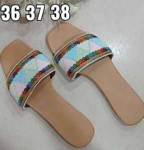 Zapatillas de cuero bordadas a mano para mujer, zapatillas de diseñador, sin cordones - Product Image 3