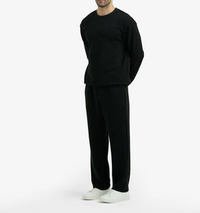 Survêtement d'hiver surdimensionné de haute qualité pour homme, sweat-shirt élégant, respirant, logo brodé, confortable, motif uni - Product Image 4