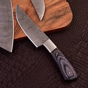 Juego de cuchillos de Chef de cocina de acero de Damasco hechos a mano de 04 piezas, rollo de cuero de alta calidad, hoja de acero al carbono, carne de madera afilada para picar - Product Image 5