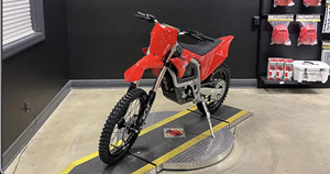 Prêt à être expédié : Moto tout-terrain Kayo eC2i 2025 à vendre, garantie 3 ans - Product Image 4