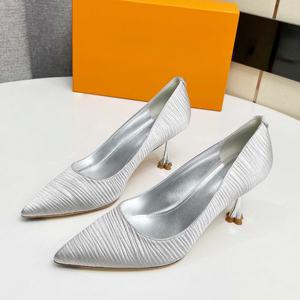 Escarpins de luxe pour femmes, chaussures vintage en soie, talons aiguilles, pour banquets, Chaussures pour femmes - Product Image 1