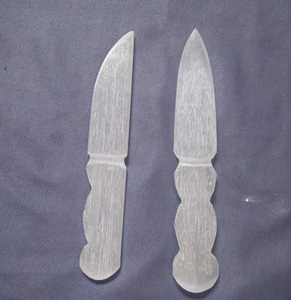 Couteau en cristal poli en sélénite naturelle d'approvisionnement en vrac en gros pour le nettoyage de l'énergie Chakra amour guérison et décor spirituel - Product Image 5