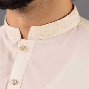 ชุดเสื้อผ้าผู้ชายแบบสองปก ชัลวาร์ คามีซ คุณภาพสูง แฟชั่นลำลอง ระบายอากาศได้ดี ผลิตจากโพลีเอสเตอร์/ผ้าฝ้าย ไซส์ใหญ่พิเศษ AA IMPEX - Product Image 4