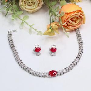 Belle finition argent pierre collier ensemble bijoux de créateur avec boucles d'oreilles pour les femmes pour la collection de vêtements traditionnels et de fête - Product Image 4
