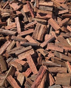 Suministramos la mejor leña de corteza de hierro personalizada a granel, leña partida para calefacción doméstica, uso en chimeneas y estufas. Leña de corteza de hierro. - Product Image 2