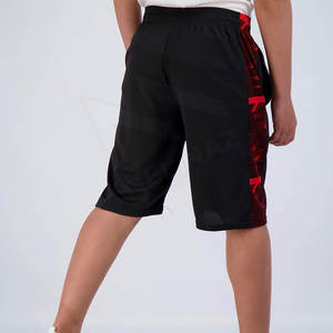Shorts de basketball en polyester respirant à séchage rapide, design streetwear imprimé par sublimation, maille épaisse, certifié BSCI - Product Image 3