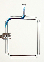 L'appareil de démonstration de Convection de liquides démontre de manière spectaculaire le mouvement causé par la convection dans un liquide