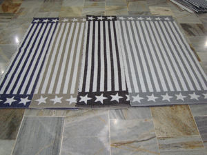 Tapis jacquard en plastique recyclé personnalisé 100% Tapis style uni pour salon et salle à manger avec logo personnalisé - Product Image 5