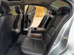 Mazda 3 Usado del 2017 con Todas las Opciones - Product Image 3