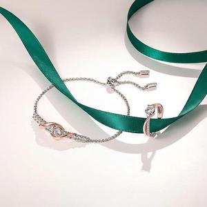 Jeulia Vintage Pearl and Diamond Bridal <b>Jewelry</b> <b>Set</b> Two Tone <b>Gold</b> Plated Copper and Brass - Product Image 2