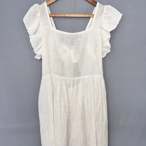 Bellamente diseñado 100% tela de algodón estampado escote en V largo cómodo favorecedor estilo informal Puff cintura cuello en V - Product Image 1