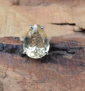 Bague en argent sterling avec quartz citron, pierre précieuse facettée en forme de poire, taille américaine 7, bijoux faits à la main, cadeau pour femmes - Product Image 2