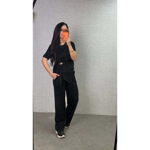 Conjunto de Blusa y Pantalones de Dos Piezas de Viscosa con Cuello Redondo y Manga Corta para Mujer de Jane's, con Detalle de Hebilla Lateral para Uso Casual - Product Image 1