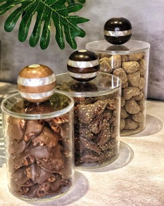 Handcrafted Ramadan Mubarak Acrylic Gift <b>Box</b> <b>with</b> MOP <b>Lid</b> 150mL Capacity Classic Style Business Gift for Elegant Islamic Decor - Product Image 3