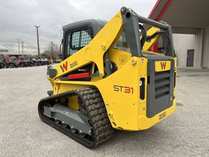 TOUT NOUVEAU 2023 Wacker Neuson ST31 Compact Track Skid Steer Loader avec tracteur et capacités de chargeuse-pelleteuse - Product Image 4