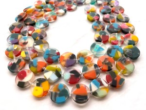 Collier de bijoux en résine époxy de qualité supérieure Collier au design nouveau pour femmes et filles Mariage et fête - Product Image 3