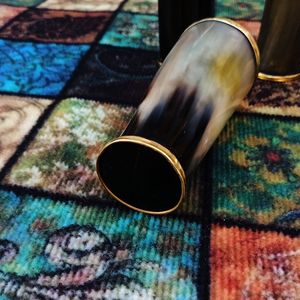 Corne à boire royale, coupe artisanale en corne de vache, verre à boire viking pour le miel, la bière, cadeau d'anniversaire - Product Image 2