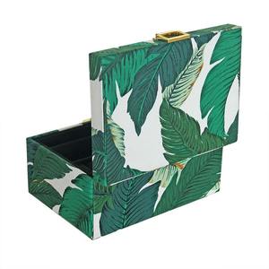 Caja de Joyería Artesanal de Resina y Tela, Almacenamiento Elegante para Anillos, Aretes y Collares - Product Image 1