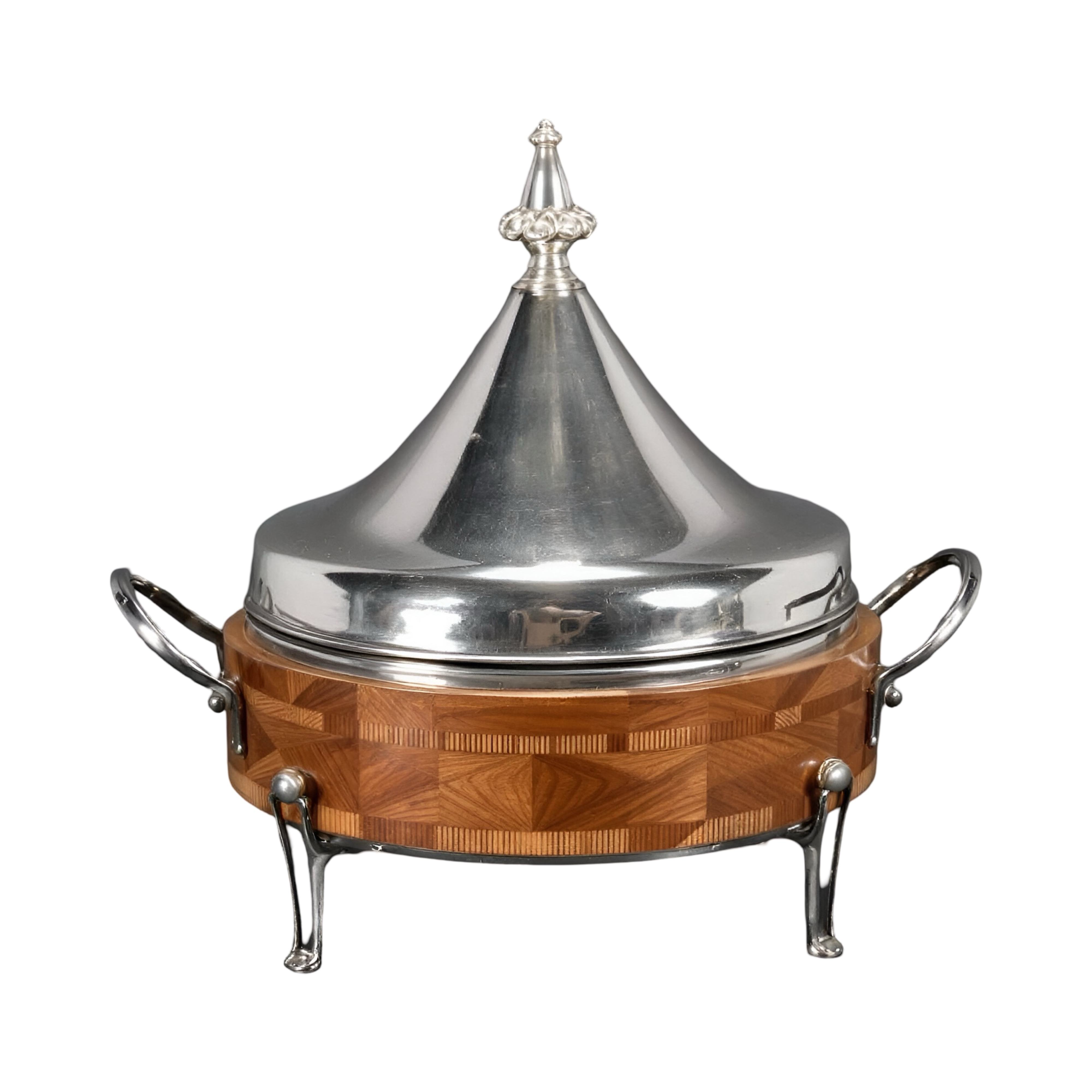 สีน้ำตาล