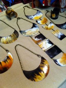 Collier en corne naturelle/bijoux en corne de buffle pour taille personnalisée prix bon marché avec des Offre Spéciale faits à la main de HF CRAFTS - Product Image 2