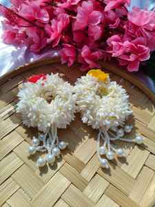 Bracelet artificiel en jasmin Gajra avec perles Latkan, accessoire de poignet pour Nikah, Mayoon, Walima, cadeaux pour demoiselles d'honneur, bijoux floraux - Product Image 2