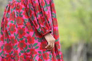 Robe d'Été Décontractée de Haute Qualité pour Femme, Longueur Genou, en Coton Écologique Imprimé au Bloc à la Main avec Motif Floral et Col en V - Product Image 5