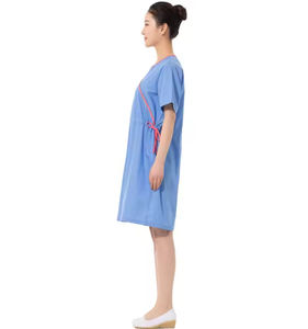 Robes d'hôpital OEM à séchage rapide, respirantes, personnalisables (couleurs et logo) / Nouvelle Arrivée Tissu peigné de haute qualité pour usage hospitalier - Product Image 4