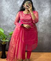 Sonia pakistanaise femmes robes prêtes à l'emploi dames costumes Vintage fête porter femmes kurti avec dupatta ensemble